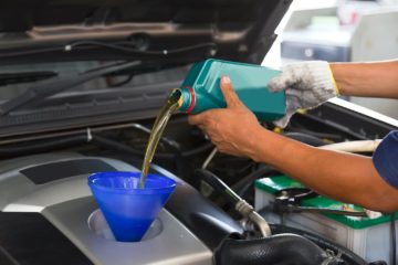 A Guide to Engine Maintenance: Oil Change Intervals