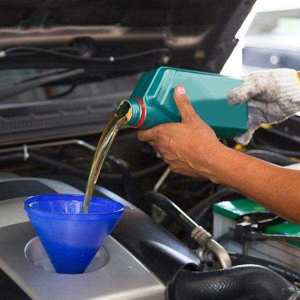 A Guide to Engine Maintenance: Oil Change Intervals